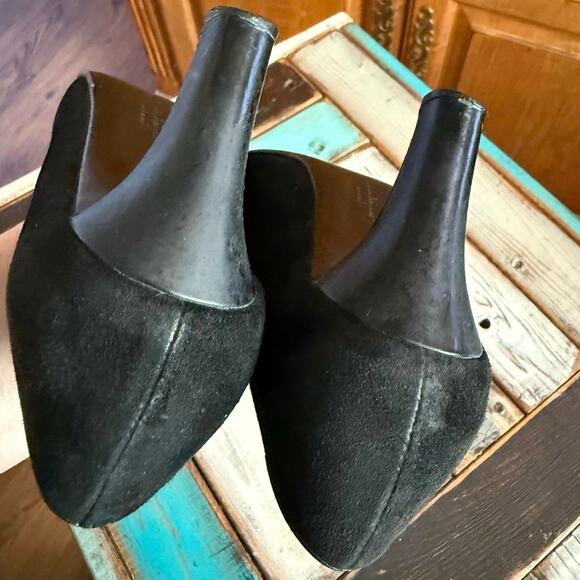 Salvatore Ferragamo black suede pumps heels patent bow detail women's 7.5 B - Picture 3 of 10